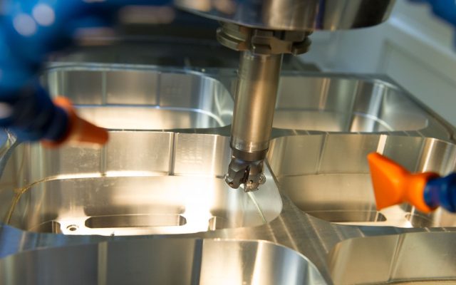 egyedi termékfejlesztés - CNC marás