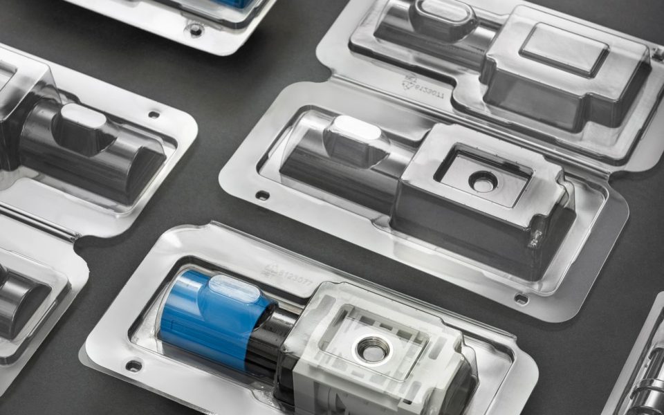 formázott műanyag bliszterek