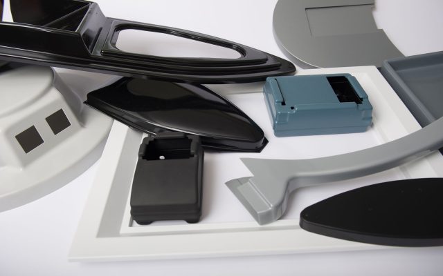 Vákuumformázott burkolat