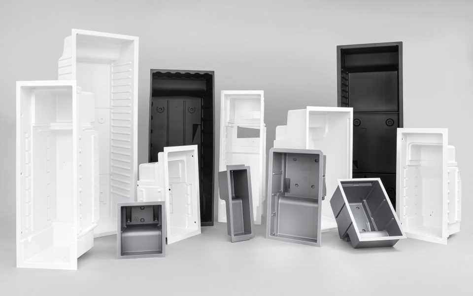 Vákuumformázott burkolat