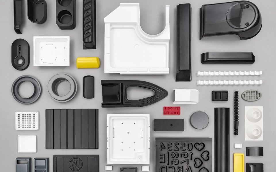 Vákuumformázott burkolat