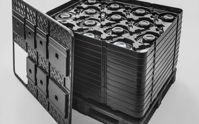 vákuumformázás - vákuumformázott logisztikai tálca